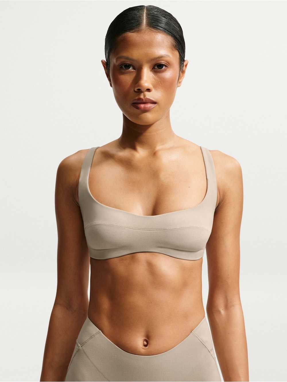 NikeSKIMS Studio Stretch Micro Sports Bra Linen Size M Nike Skims